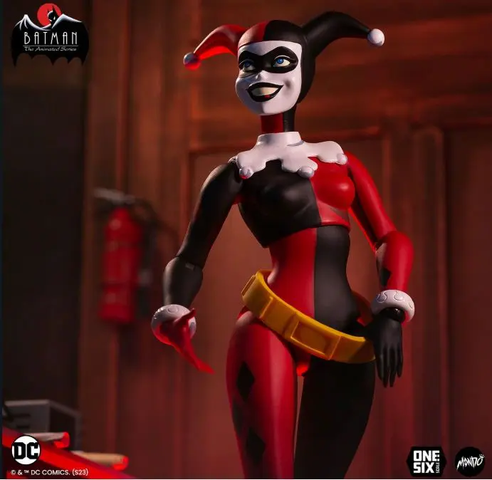 Harley Quinn figurine in jester outfit